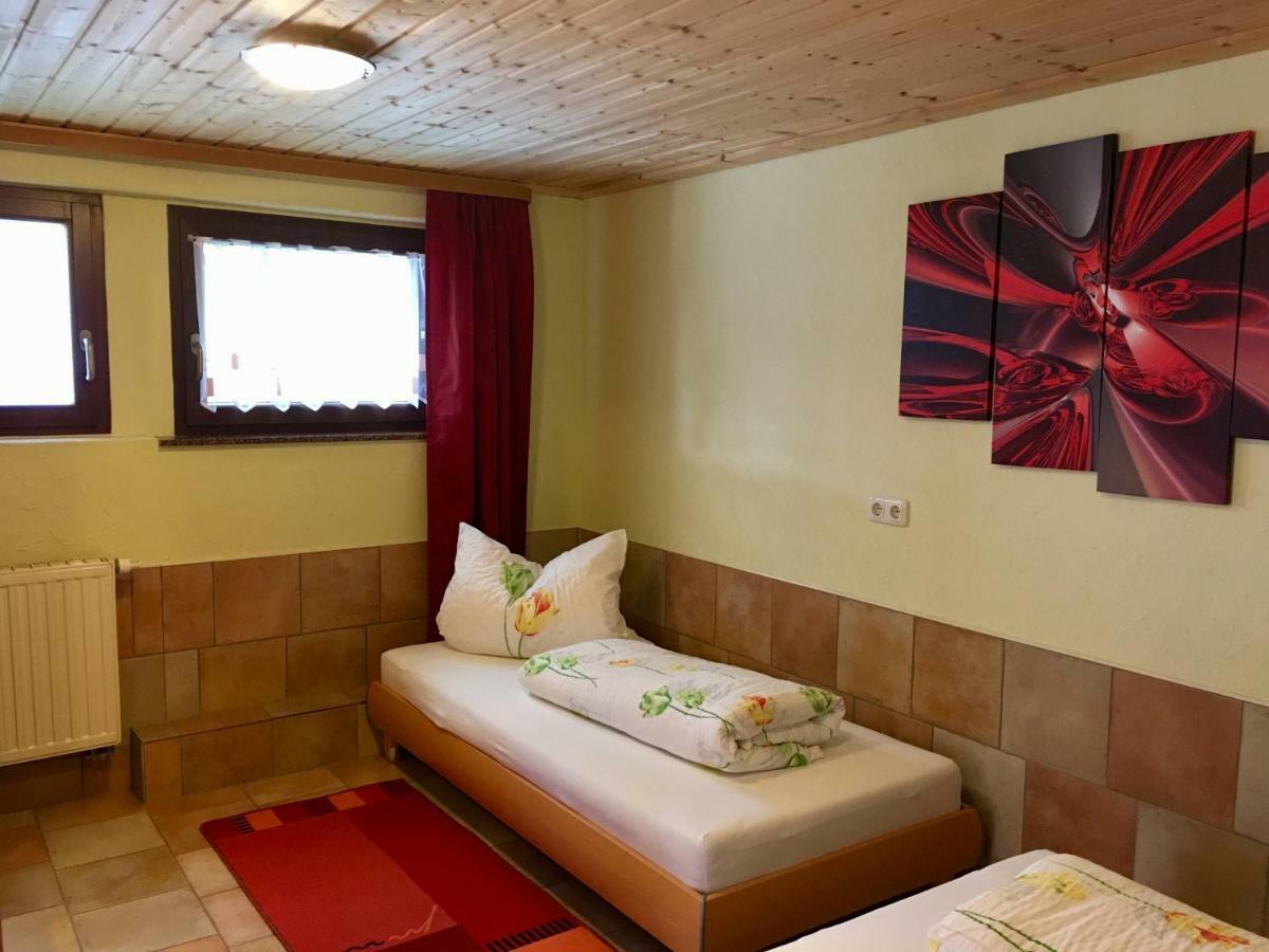 ראטן Ferienwohnung Am Grunbach מראה חיצוני תמונה